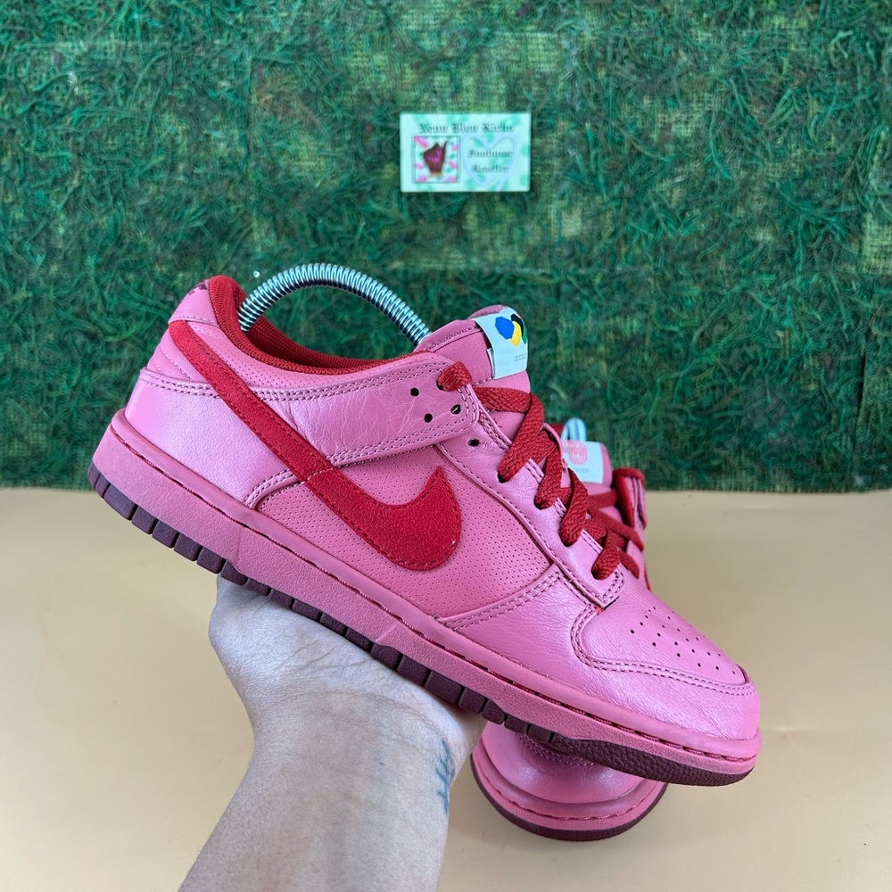Nike Dunk Low Desert Bloom Pink Sneakers (Olympic Edition) 2008 - Picture 10 of 10